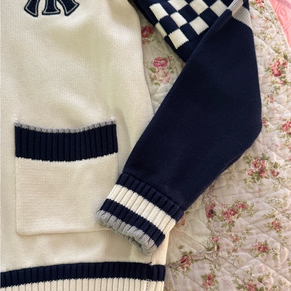 New York Yankees Cardigan - Picture 5 of 6